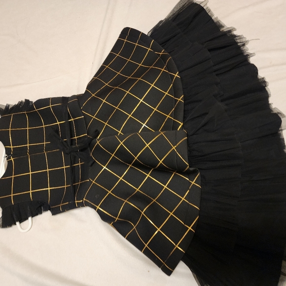 Frock - Picture 2 of 3